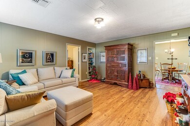 218 Valcourt-6