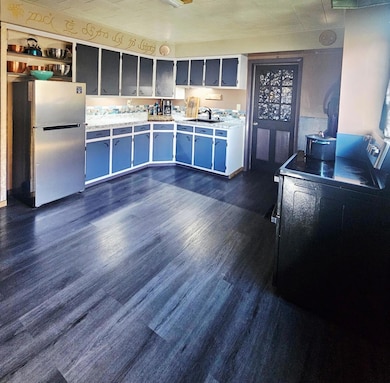 10 Spruce St, East Millinocket, ME 04430 - photo 7