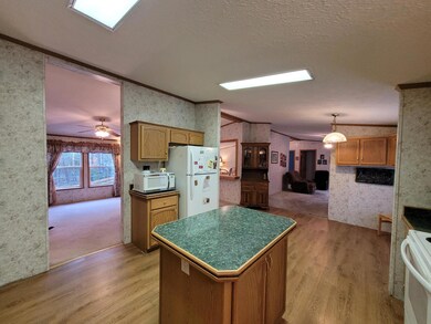 207 Martin Stream Rd, Fairfield, ME 04937 - photo 6