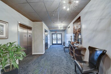 Metropolitan Lobby