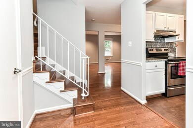 6033 Ticonderoga Ct, Burke, VA 22015 - photo 2