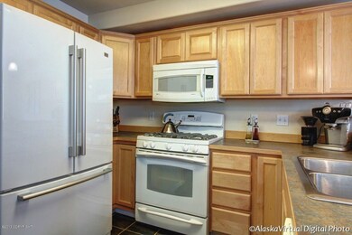 Kitchen 3