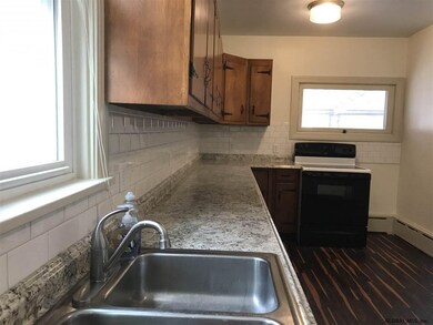 628 N Pearl St unit 1, Menands, NY 12204 - photo 4