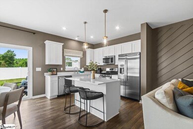 107 Randwick Ln, Greer, SC 29651 - photo 6