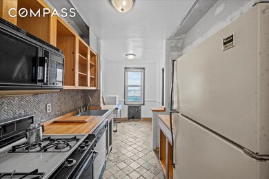 286 Corbin Place unit D1, Brooklyn, NY 11235 - photo 4