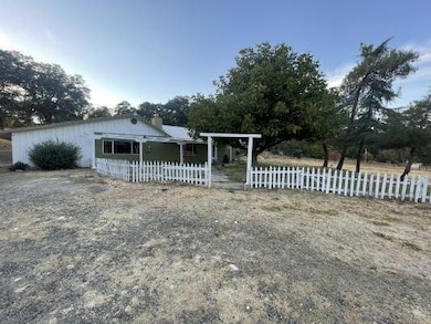 4797 Mark Lee Rd, Mariposa, CA 95338 - photo 2