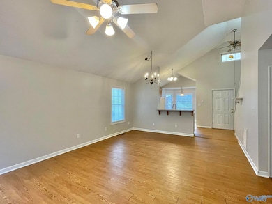 186 Hollington Dr NE, Huntsville, AL 35811 - photo 2