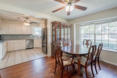 635 Creek Forest Ln, Spring, TX 77380 - photo 7