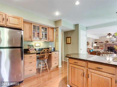 4300 Poplar Branch Dr, Chantilly, VA 20151 - photo 5