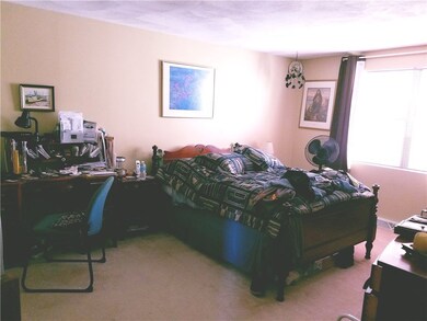 502 Pinewood Dr, Smithfield, RI 02917 - photo 5