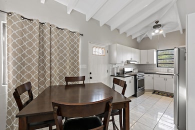 Copy of 80 Sunset St La Reine StX 03