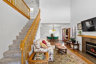 18352 Keswick St unit 2, Reseda, CA 91335 - photo 3