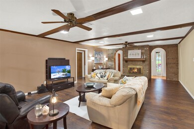 2325 Westpark Dr, Alvin, TX 77511 - photo 6