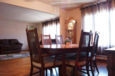 18 Kunath Ave, Staten Island, NY 10309 - photo 7