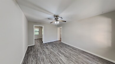 11738 Somerset Ln, Houston, TX 77093 - photo 5