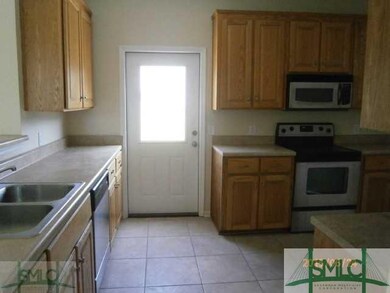Kitchen. Stainless Kitchen, Solid Wood cabinetry w