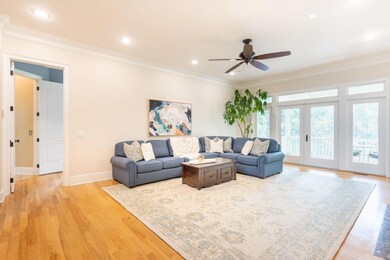 2077AshburtonWay-KeenEyeMarketing-073