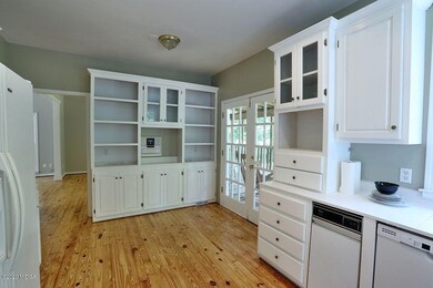 411 LamarRd 5
