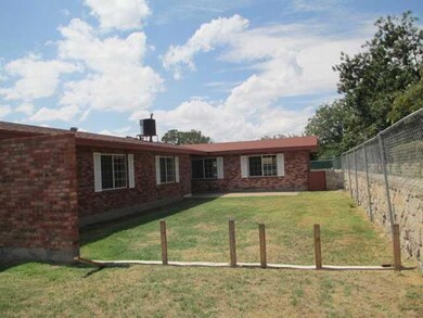 7843 Eaton Ct, El Paso, TX 79915 - photo 4