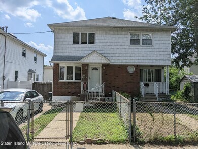 8 aspinwall St