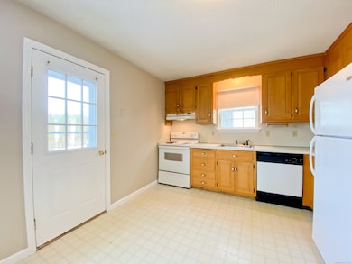 3 Park Ave unit B, Enfield, CT 06082 - photo 4