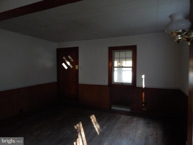 2464 Paw Rd, Paw Paw, WV 25434 - photo 7