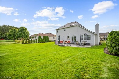 27010 Valeside Ln, Olmsted Falls, OH 44138 - photo 6