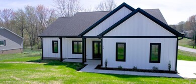 14 Elm Crest Dr, McMinnville, TN 37110 - photo 3