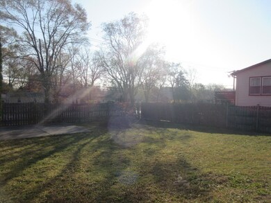 18723 Oakwood Ave, Country Club Hills, IL 60478 - photo 2