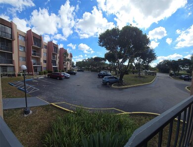 Ramblewood Condominium unit PH11, Miami, FL 33183 - photo 3