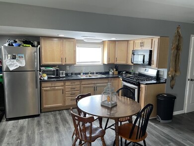 chapin front unit kitchen