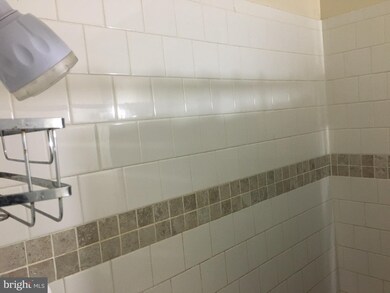 2901 Violet Ave, Baltimore, MD 21215 - photo 7