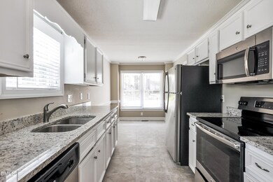 17 Brookwood Dr, Smithfield, NC 27577 - photo 7