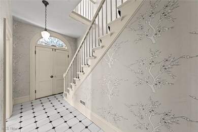 7562 River Rd, Olmsted Falls, OH 44138 - photo 5