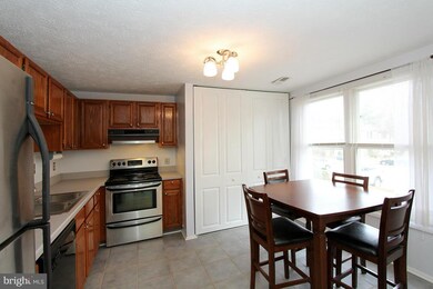 19238 Misty Meadow Terrace, Germantown, MD 20874 - photo 3