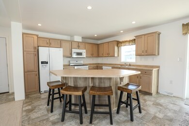 61 Crescent St unit 208-97-20-2, Plymouth, NH 03264 - photo 6