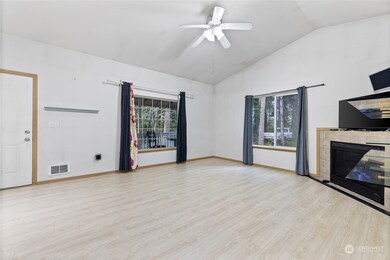 18012 Clear Lake Blvd SE, Yelm, WA 98597 - photo 5