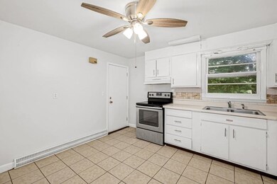 22 SW Cutoff unit B, Northborough, MA 01532 - photo 3