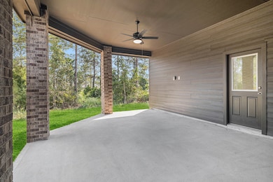 13352 Wichita Fall Trail Rd, Conroe, TX 77303 - photo 5