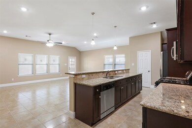 7629 Tully St, Houston, TX 77016 - photo 3