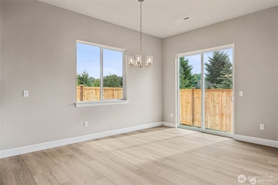 749 S Davis St unit 104, Buckley, WA 98321 - photo 5