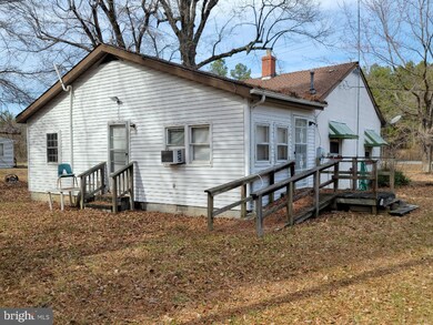 4886 Kings Hwy, Colonial Beach, VA 22443 - photo 4