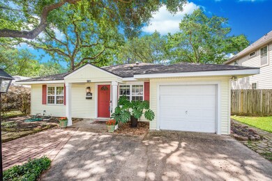 1067 W 42nd St, Houston, TX 77018 - photo 5