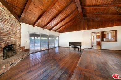 5100 Dumont Place, Woodland Hills, CA 91364 - photo 6