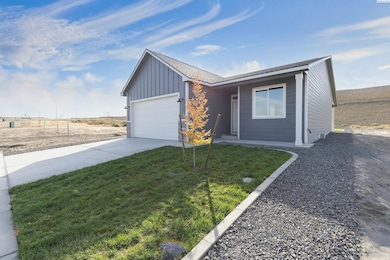 3677 Nuthatch St, Richland, WA 99352 - photo 2