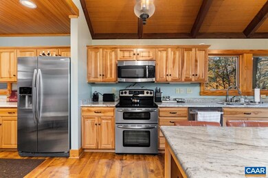 120 Squirrel Tree Ln, Roseland, VA 22967 - photo 2