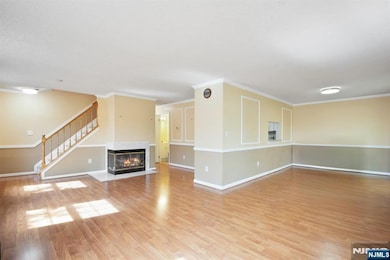 12 Rider Ct, Newark, NJ 07103 - photo 5