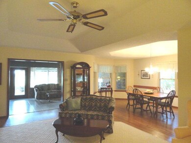 239 Rebecca Dr, Alamo, TX 78516 - photo 3