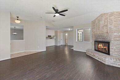 16106 New Field Dr, Houston, TX 77082 - photo 7