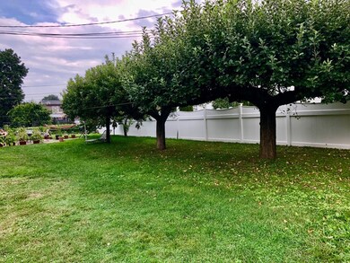 474 Watertown St, Newtonville, MA 02460 - photo 5